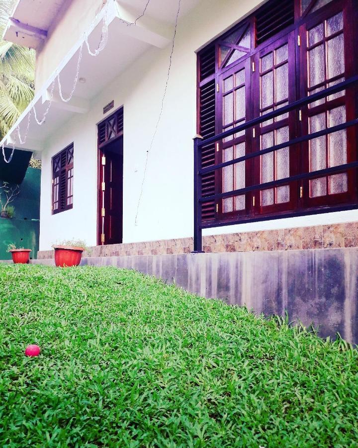 Kaumadi Villa Unawatuna Kültér fotó